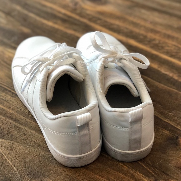 Adidas Kicks - Picture 3 of 3